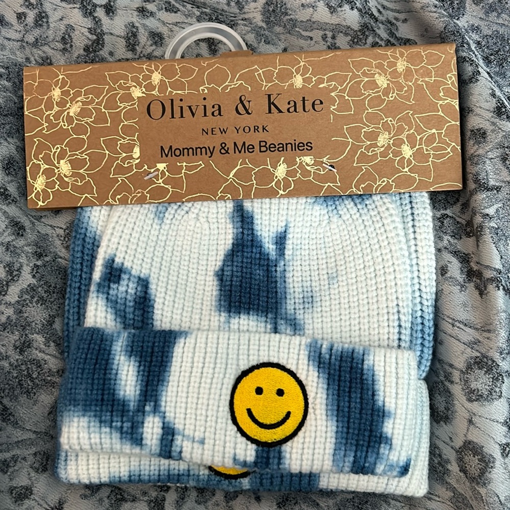 OLIVIA & KATE New York Mommy & ME Beanies New w/ Tags, set of 2!!! CUTE TYE DYE!